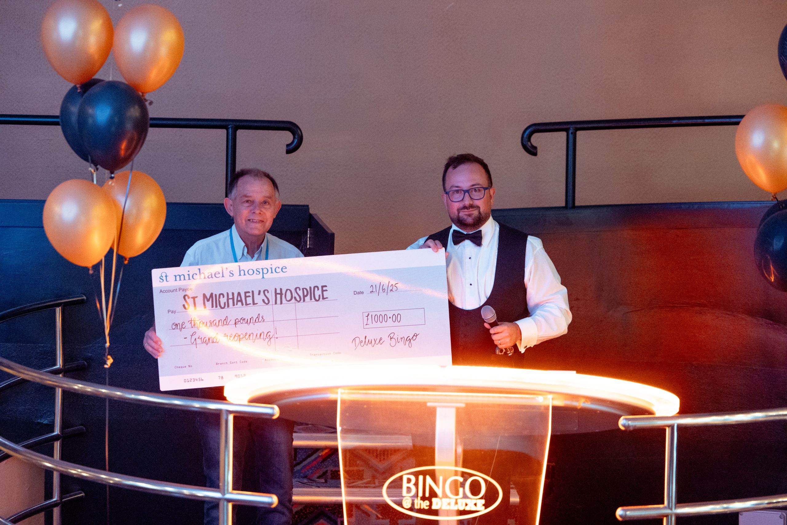 Deluxe Bingo in Hastings raising funds for hospice